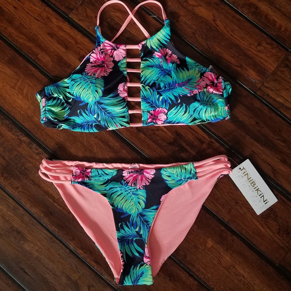 Tini Bikini Tiger Lilly Bikini